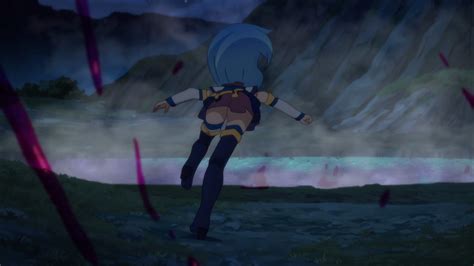 does aqua not wear underwear